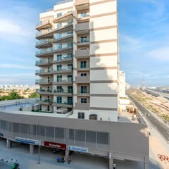 Gemz - Al Furjan I Private Pool