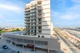 Gemz - Al Furjan I Private Pool