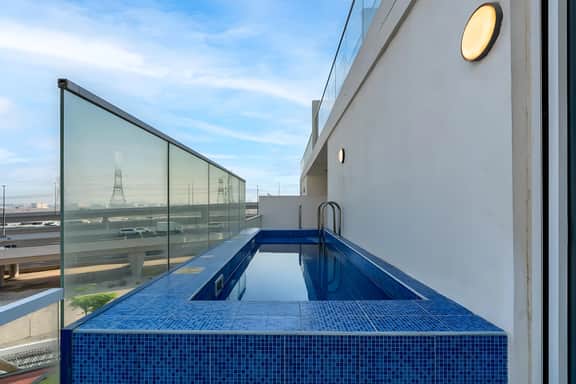 Gemz - Al Furjan I Private Pool